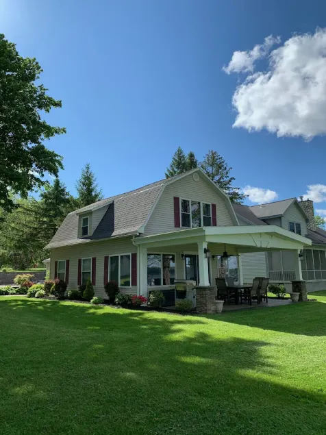 Wonderful Vacation Home Rental on Owasco Lake - Image 1