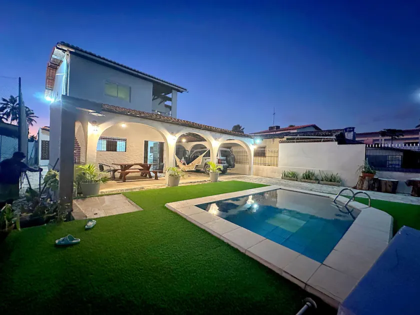 Beach house with Wi-Fi, pool, and barbecue. - Image 1