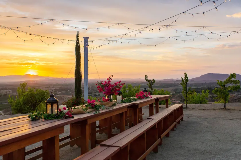 Grand, Privat, Hilltop Chateau i Temecula Wine Country - Villa de la Vine - Image 1