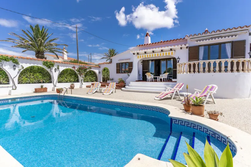 Casa Honiol, private and spacious villa with sea views - Image 1