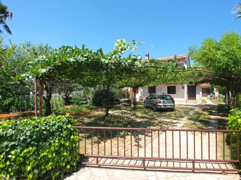 Apartment 940/2364 (Istria - Medulin), 200m from the beach - Image 1
