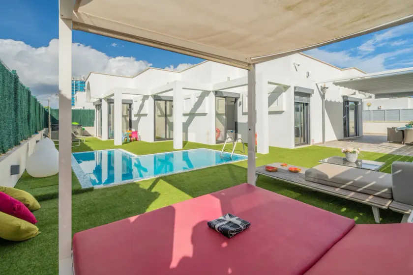 Rubi de la Torre, Chalet 5StarsHome Mallorca - Image 1