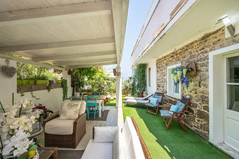 Ferienwohnung 'Casa Nora' mit privater Terrasse, WLAN und Klimaanlage - Image 1