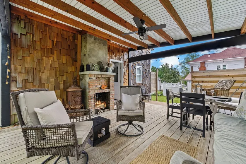 Walk to Historic Downtown Bell Buckle~Webb~Hot Tub~Fireplace~Tiny Home - Image 1