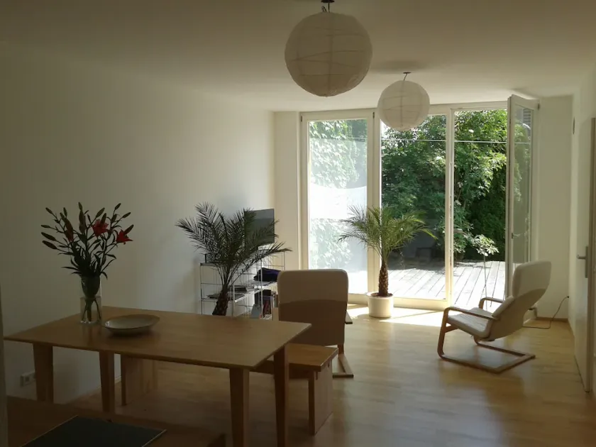 modern apartment in the old town of Markdorf - Image 1