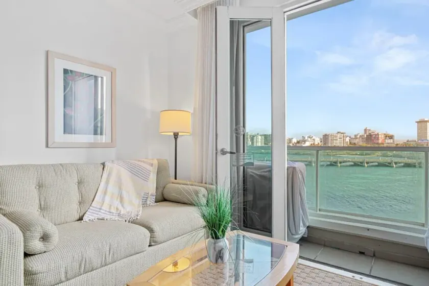 Del Mar Studio | located at the Condado Lagoon Villas building in Condado - Image 1