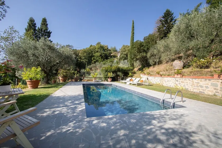 Villa Iris with Swimming Pool - Image 1