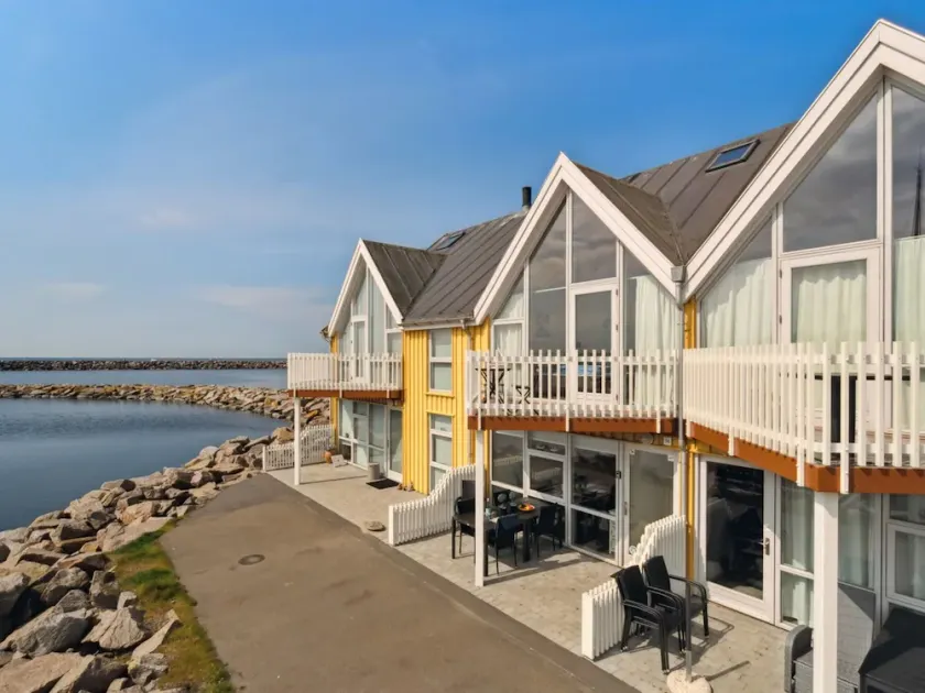 Holiday Home Fridhild - 10m from the sea by Interhome - Image 1