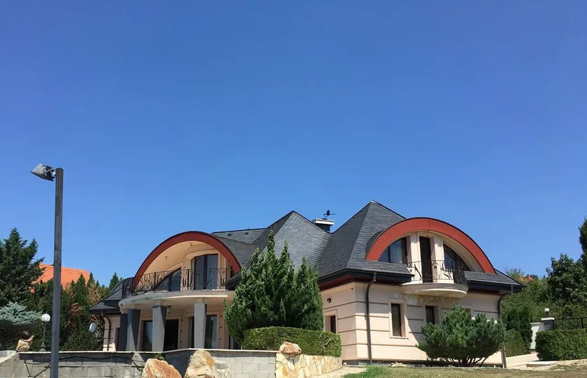 Family House with Lake Velence panorama, swimming pool and free Wifi. - Image 1