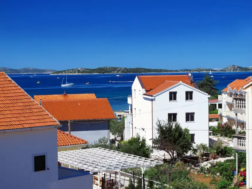 Bel appartement à Vodice / Srima avec vue mer - à 80 m de la plage climatisation, wifi - Image 1