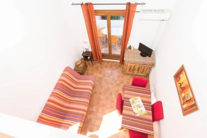 Appartement 36 m2 dans petite résidence calme et plage de sable fin à 200m - Image 1