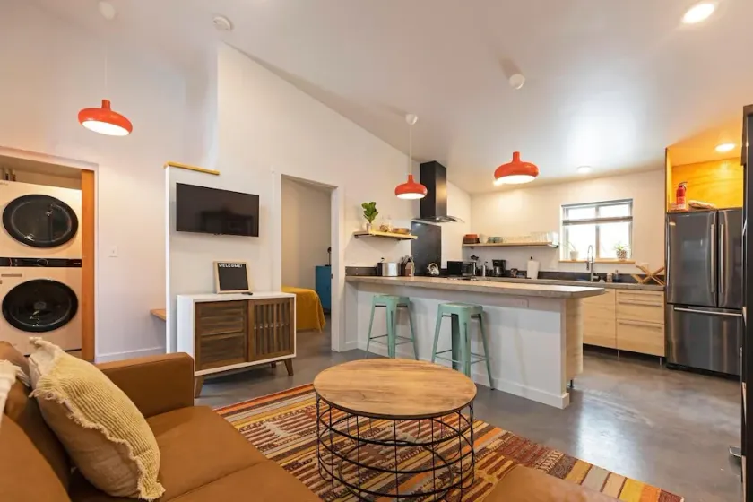 Modern, Eco-Friendly Home - Walking distance to Downtown Missoula & St. Pats Hospital - Image 1