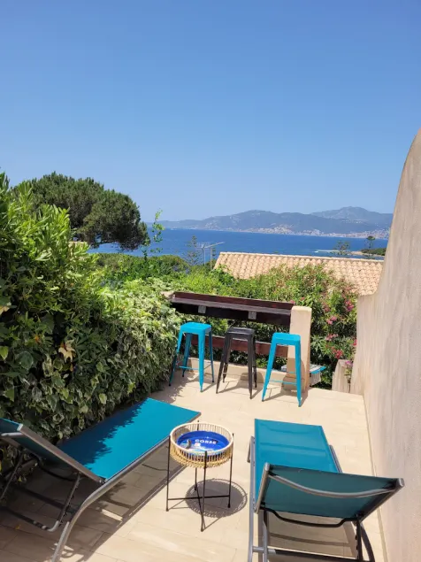 Lille villa \"La Maredda\" i Porticcio med havudsigt terrasse og strand på 250m! - Image 1