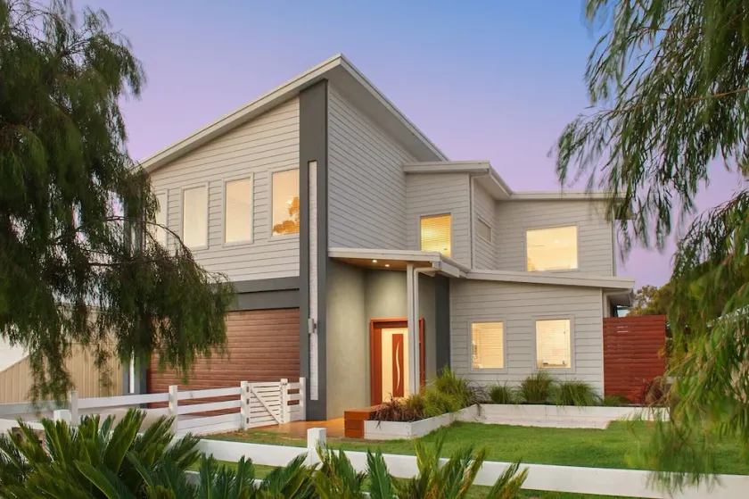 Backing onto Golf Course & just moments away from Dunsborough’s stunning beaches - Image 1