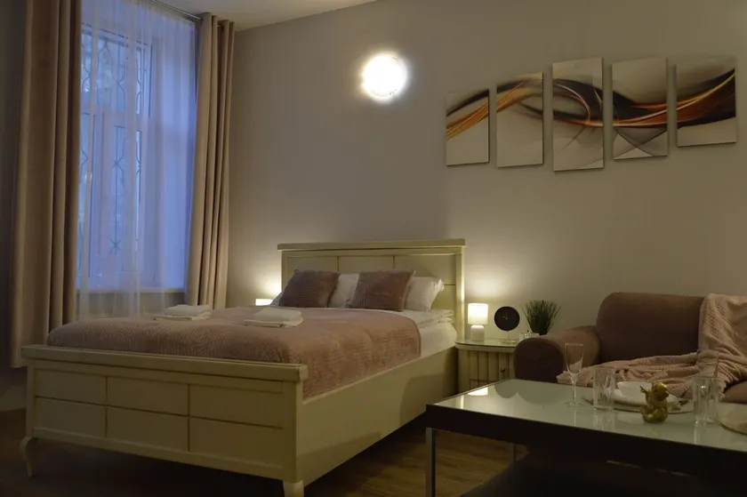 Riga City Center Romantic style studio apartment - Image 1