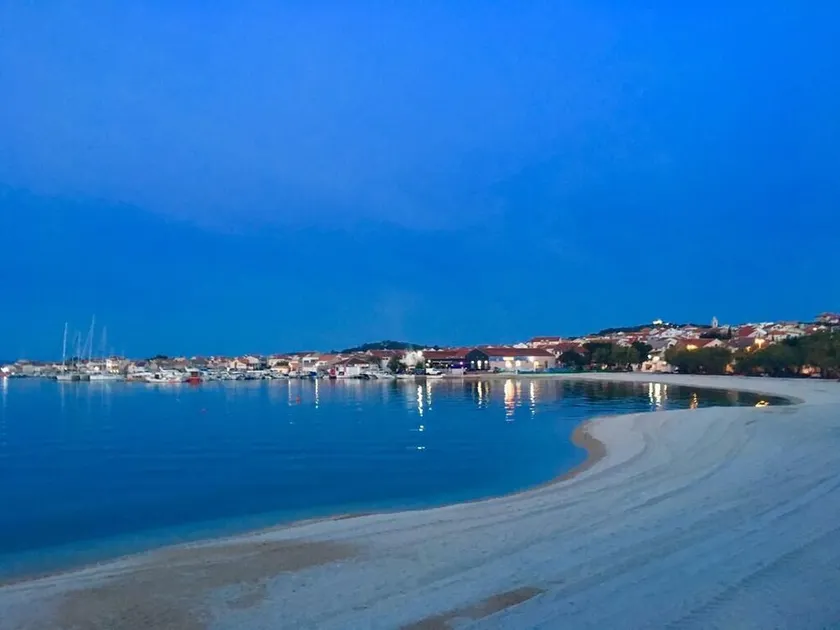 Beach apartment Ana - Wake up to the sea, balcony, terrace, garden & parking, Murter - Dalmatia - Image 1