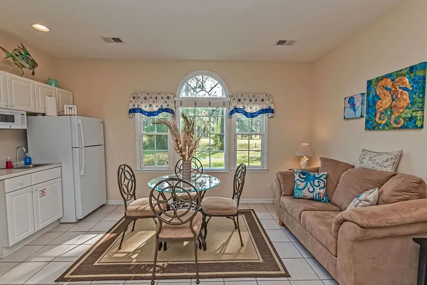 Golfing or beachbound - perfect spot - Image 1