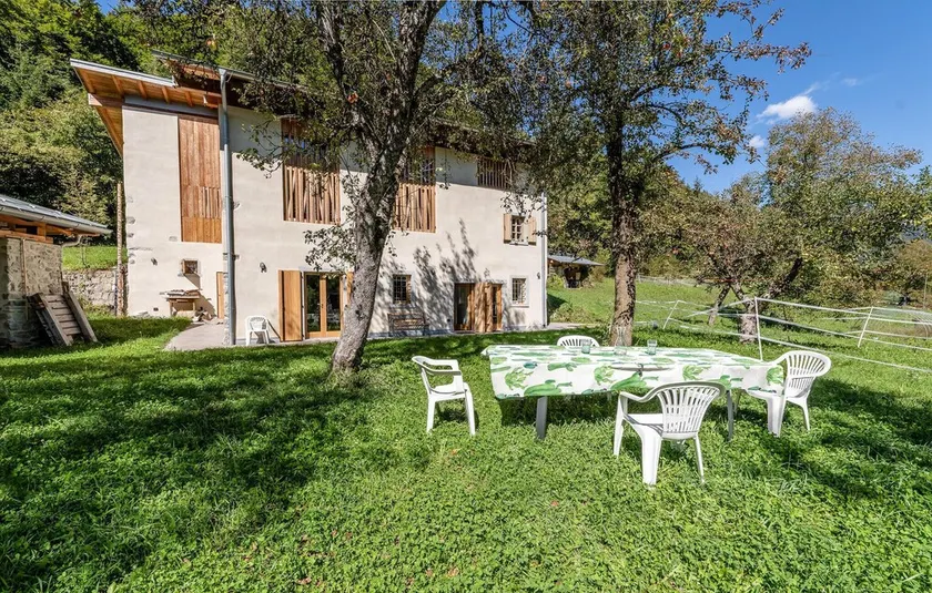 3 Bedroom Awesome Home In Ledro - Image 1