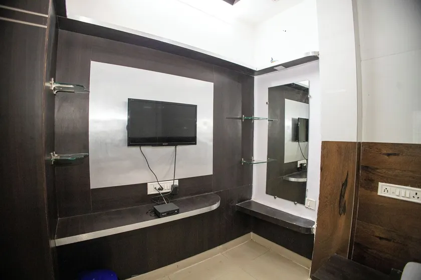 Sri Residency - Image 1