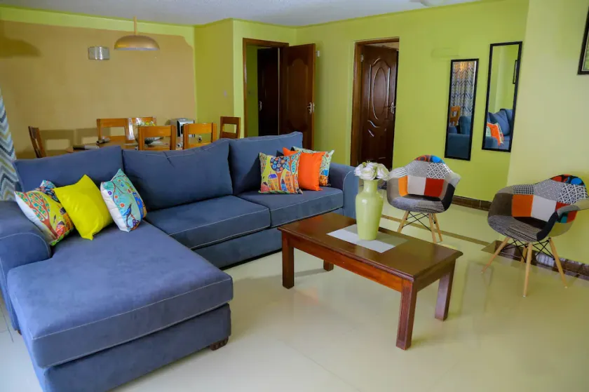 Link Palm Apartments - Image 1