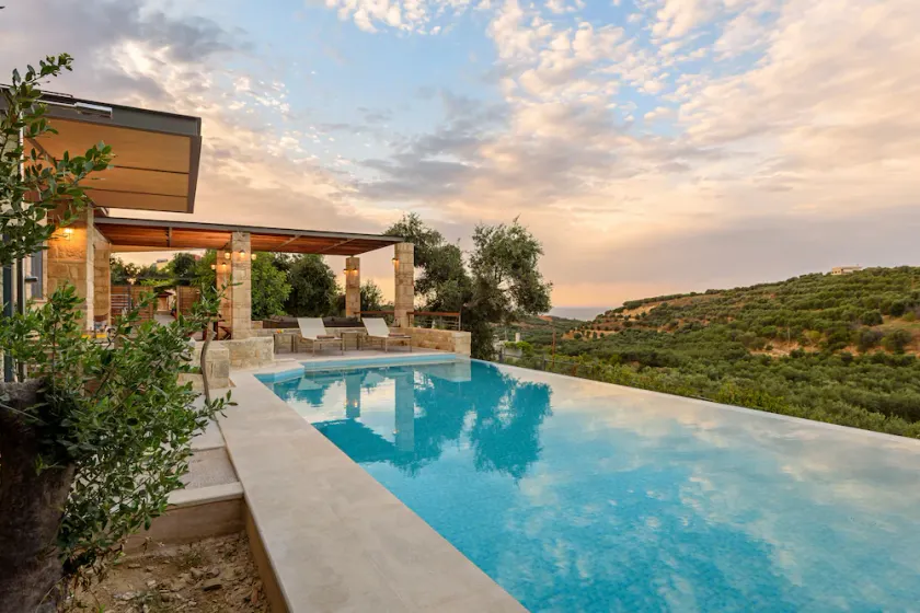 Stylish four bedroom villa close to the beach with ocean view. - Image 1