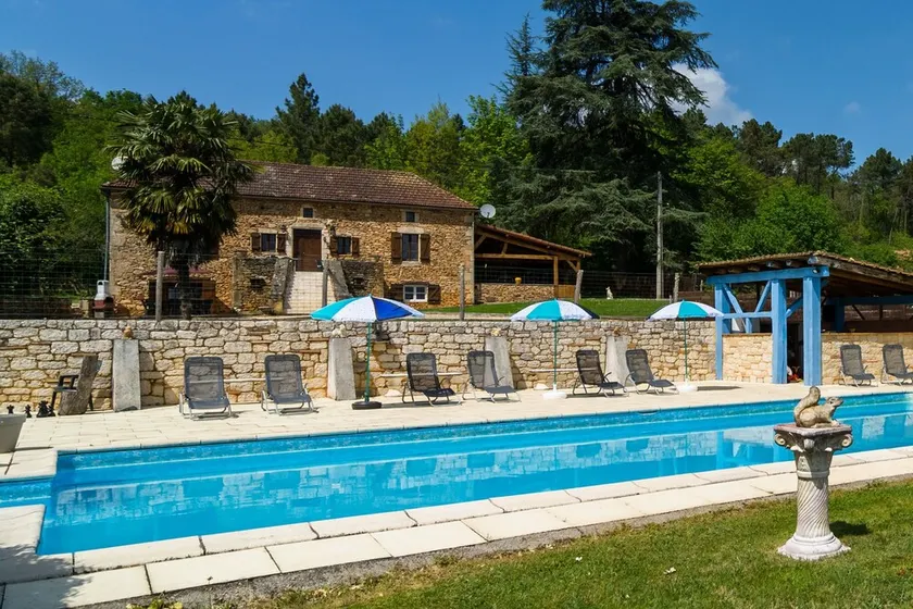 Blanquefort Hill Retreat - Image 1