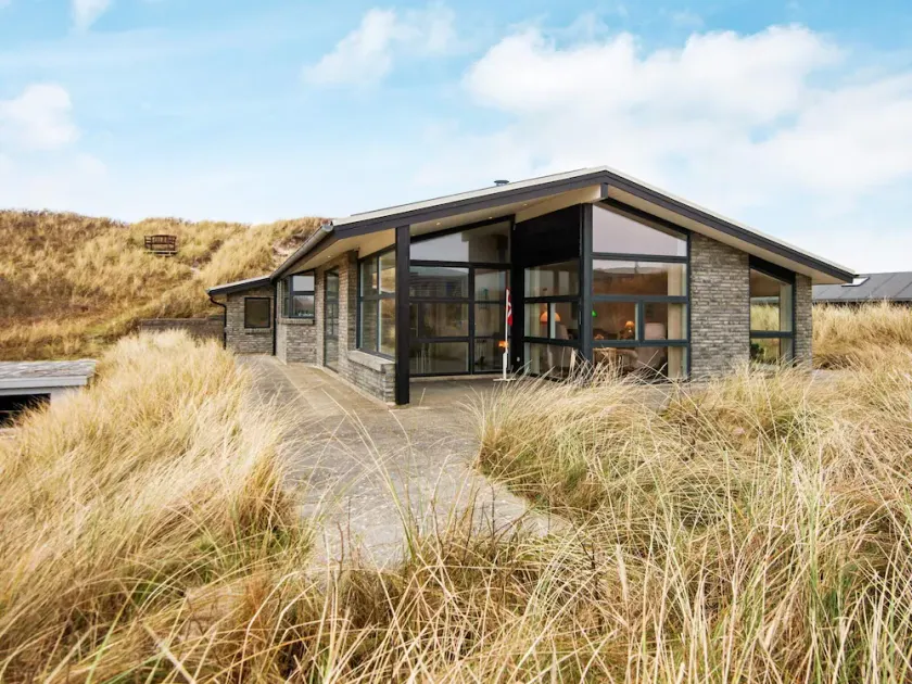 7 Person Holiday Home in Henne - Image 1