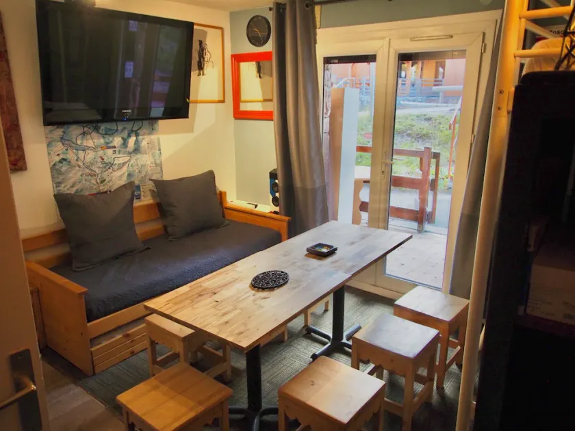 11Audioausnahme - max. 9 Personen - 30m² - Erdgeschoss - Skipisten - WLAN - Image 1