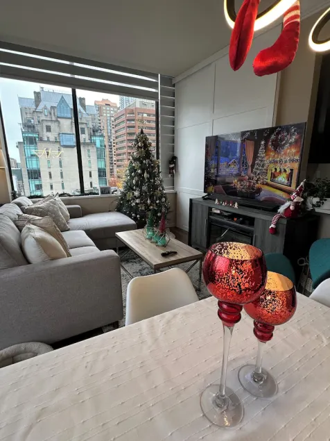 Stylish Executive Condo (Numéro de licence 18-550223) - Image 1