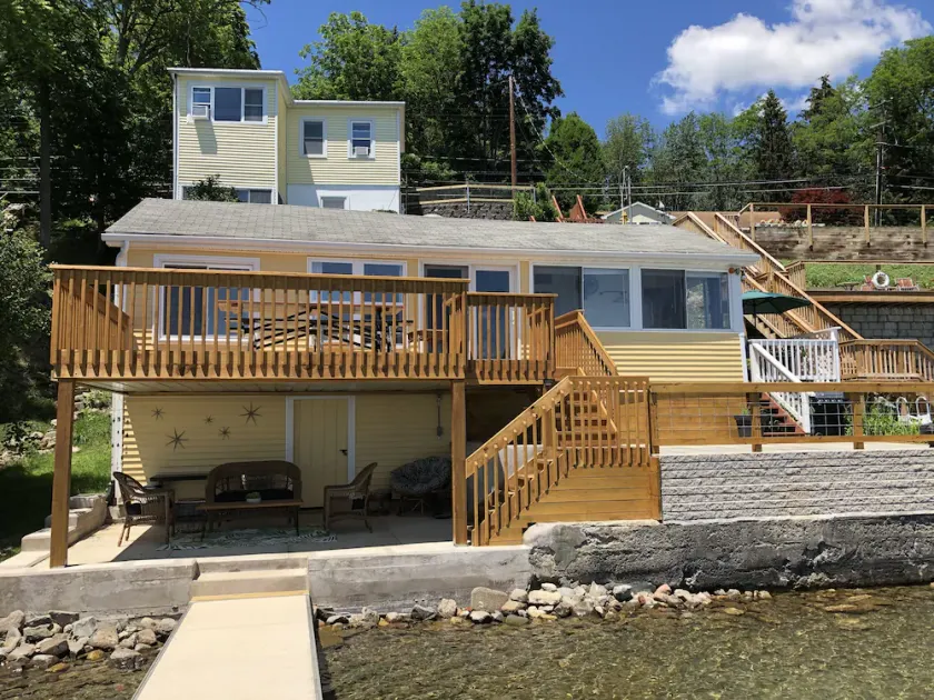 Waterfront Cottage on Keuka Lake near Penn Yan - Image 1