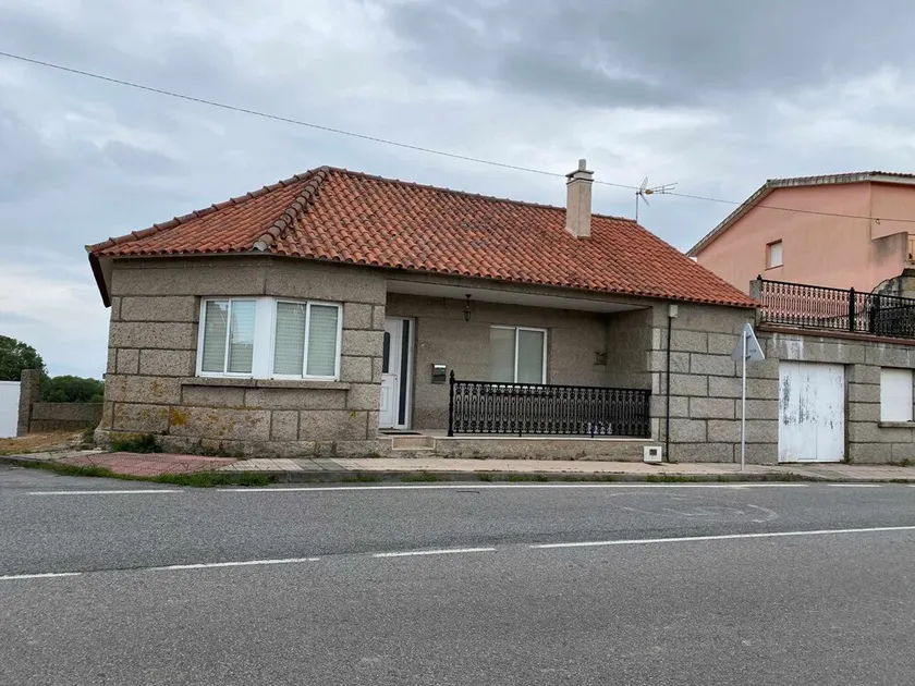 House - Image 1