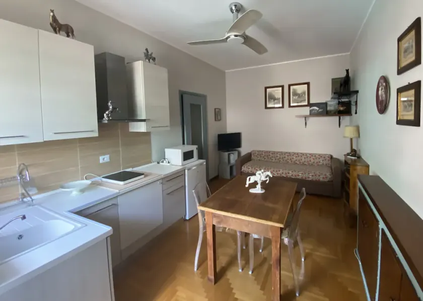 Studio near Milan, Lake Como, Bergamo - Image 1