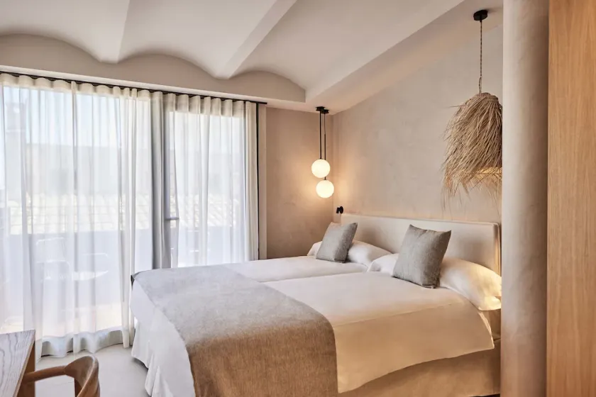 JOE'S GOMILA BOUTIQUE HOTEL - Image 1