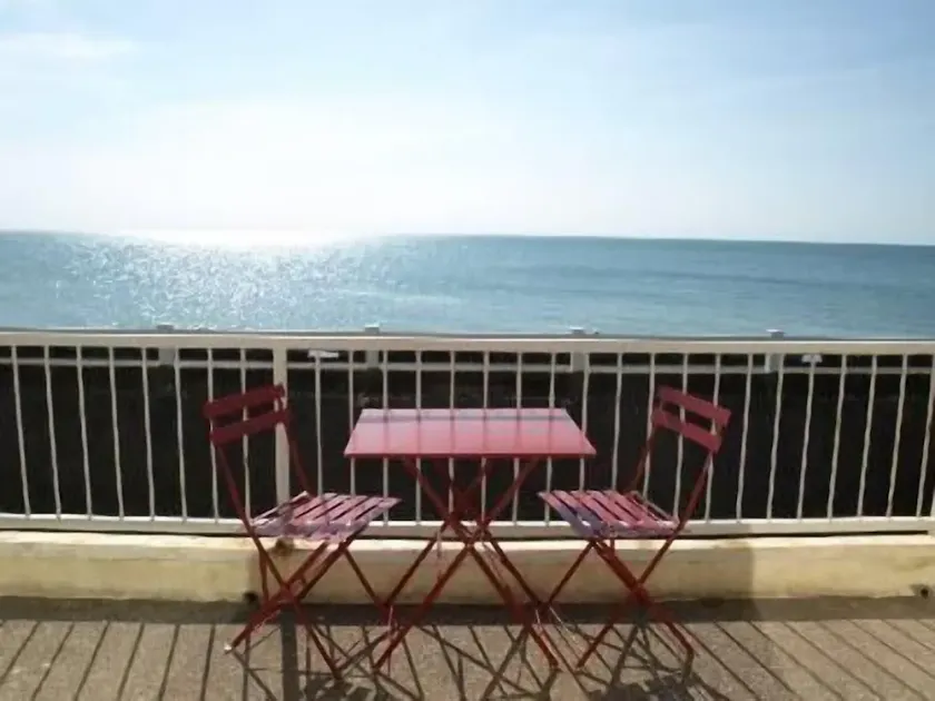 Villa sea view Hauteville sur Mer - Image 1