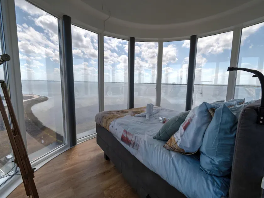 Premium Apartment With Covered Terrace - Image 1