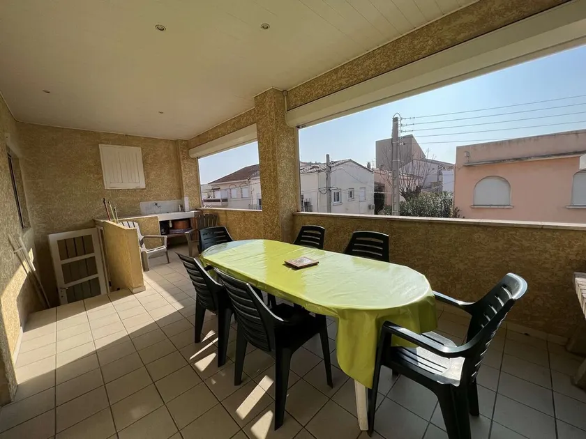 T4 Centre-Ville, 8 Pers, Terrasse, Parking, à 200m Plage/Commerces - Image 1