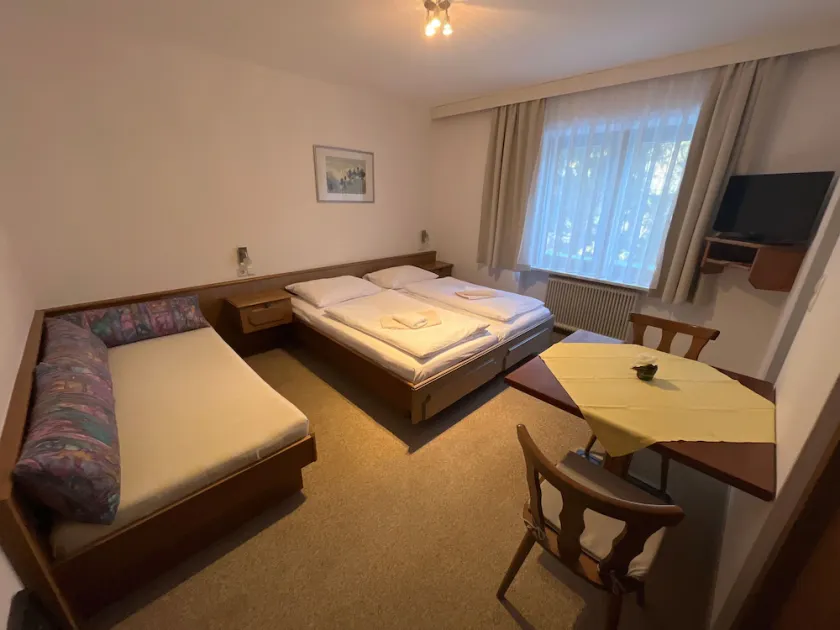 Zimmer 07 / 3bett Ohne Balkon - Pension Alpina - Image 1
