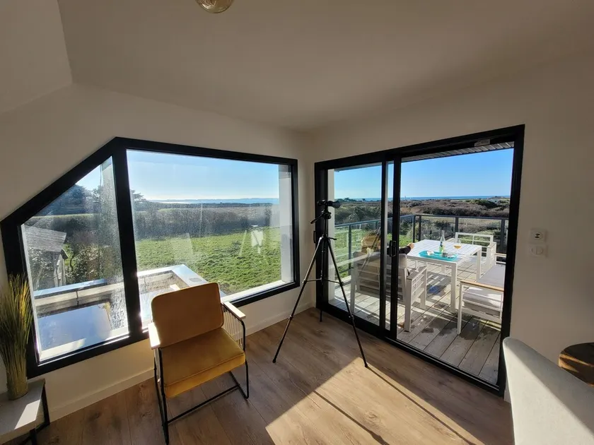 Seaside house. View of Ile de groix - Image 1