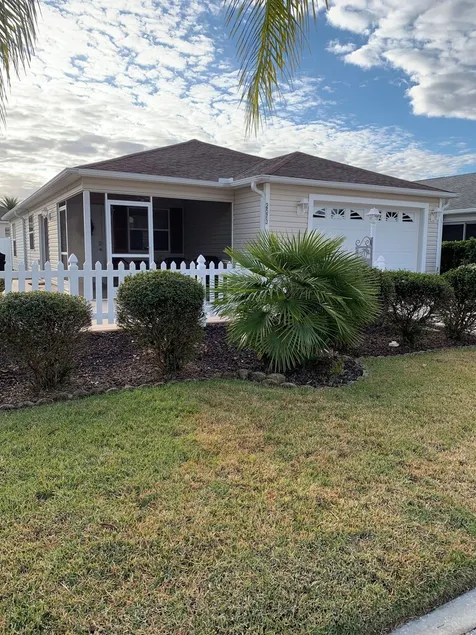 Vacation Home - 2 Bed 2 Bath - Image 1