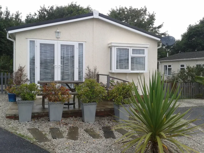 Family friendly Holiday Bungalow in  North Cornwall - Image 1