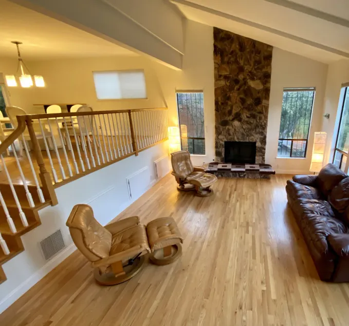 Spacious Comfy Renovated 4 BR 3 bath, quiet location, convenient to 101/280 - Image 1