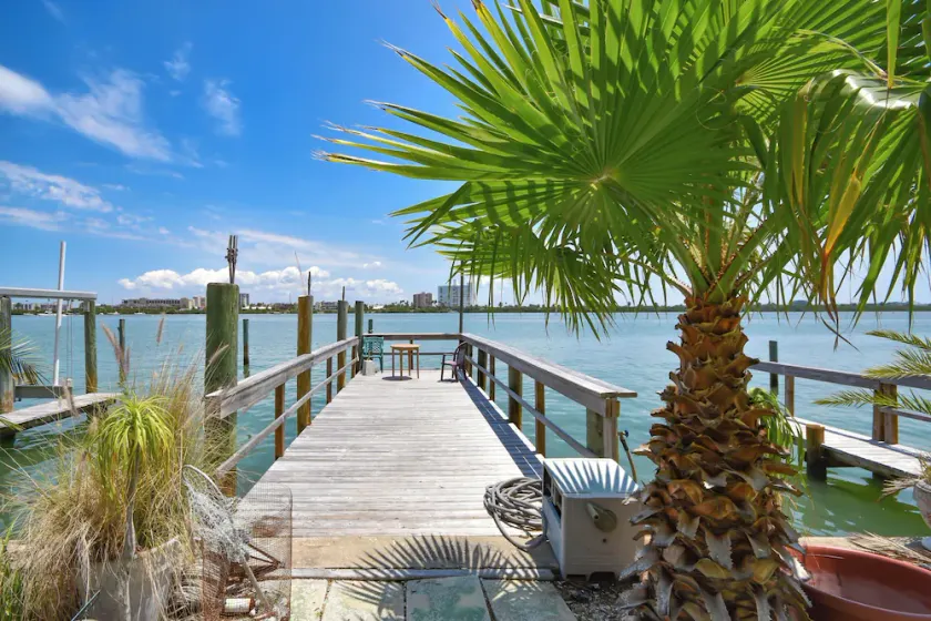 🌴 Waterfront Retreat @ Bay Watch | Dock • Dolphin Sightings • Quiet  Setting ➠ BW 6 - Image 1