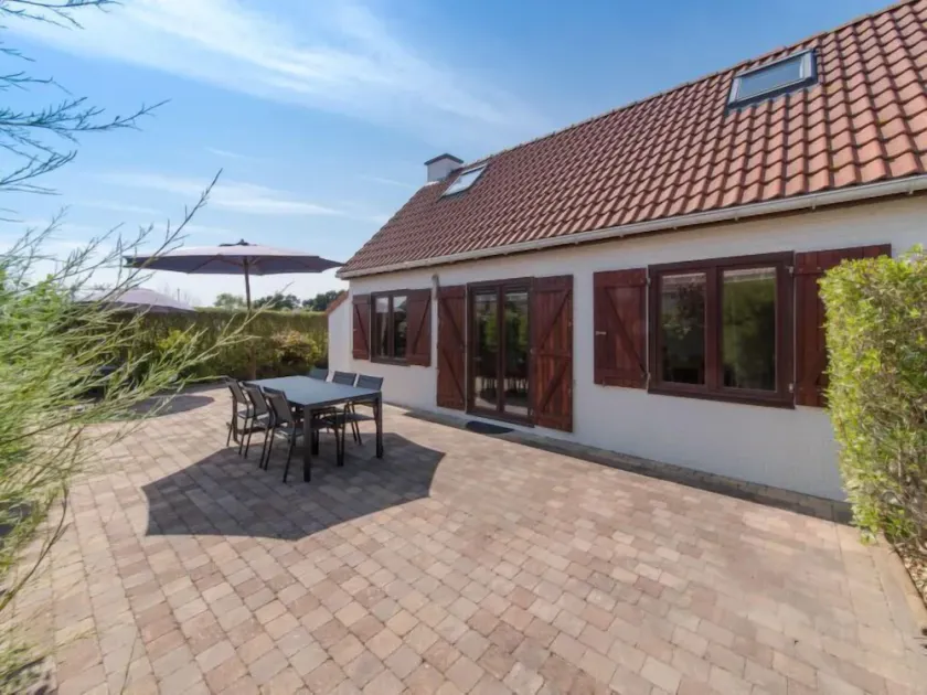 Holiday Home Vissershuisje 09-04 with parking by Interhome - Image 1