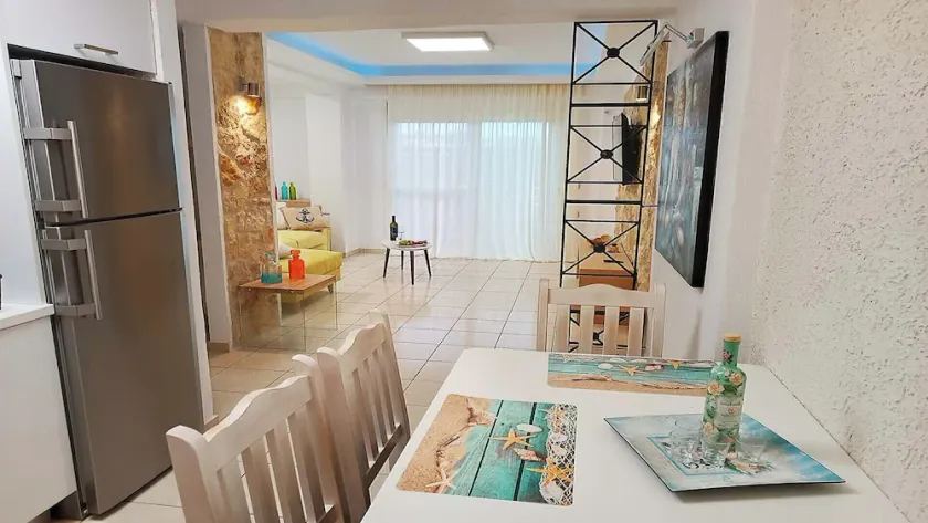 Elisa Luxury Suite in Nea Flogita - Image 1