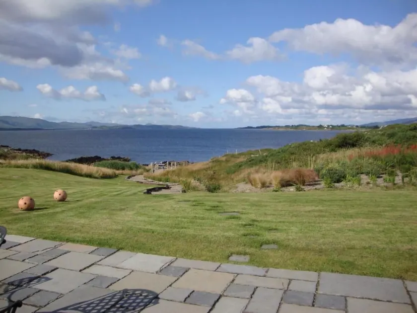 Luksus ocean-front sommerhus med privat strand.  Alastair Sawday ANBEFALES - Image 1