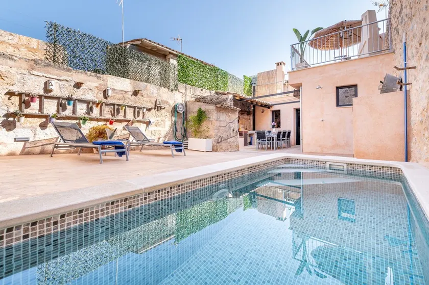 Vacation Home Cas Solleric with Pool, Balcony, A/C & Wi-Fi - Image 1