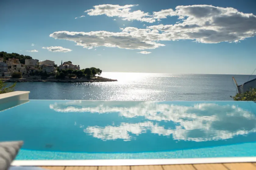 Luxury Primosten Villa | 5 Bedrooms | Villa Magistrala Seafront | Private Beach - Image 1