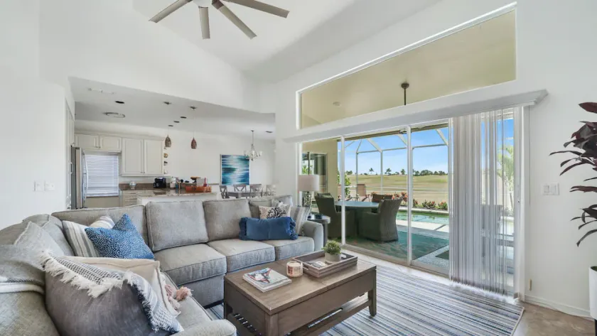 Enjoy Players Club Access in this Luxurious Naples Golf Course Home.   - Image 1