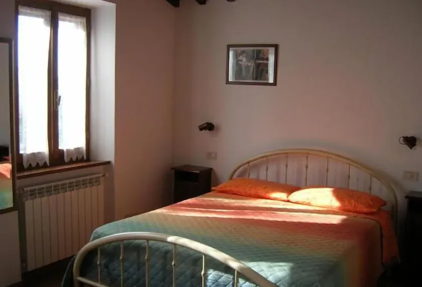 Gemütliche Villa umgeben von Olivenbäumen - Image 1