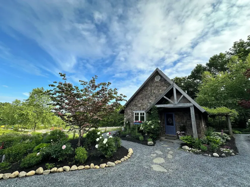Gorgeous 13acre Eigentum am Sheepscot River w / 2 Schlafzimmer Cottage & Air Stream - Image 1